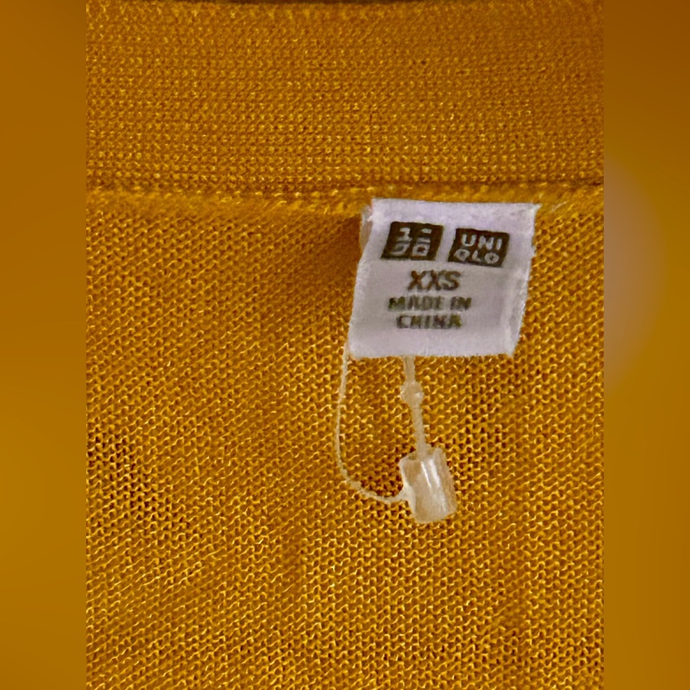 Uniqlo Women's Mustard Yellow Cardigan Sweater XXS Long Sleeve Casual button up - Picture 3 of 4